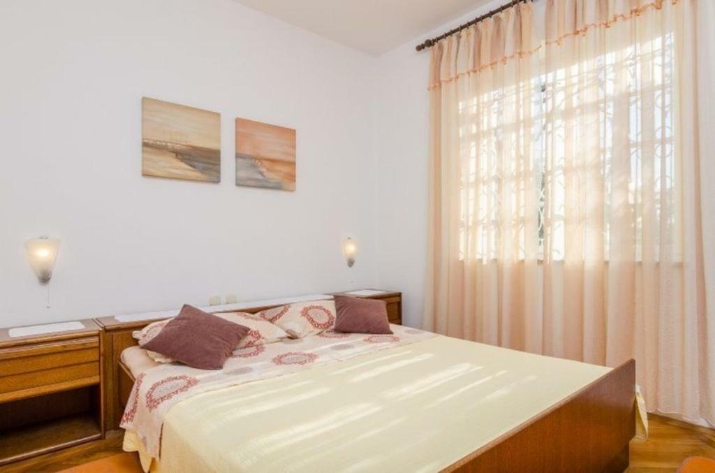 Holiday Home Marko - 70M From Sea Orebić Exteriör bild