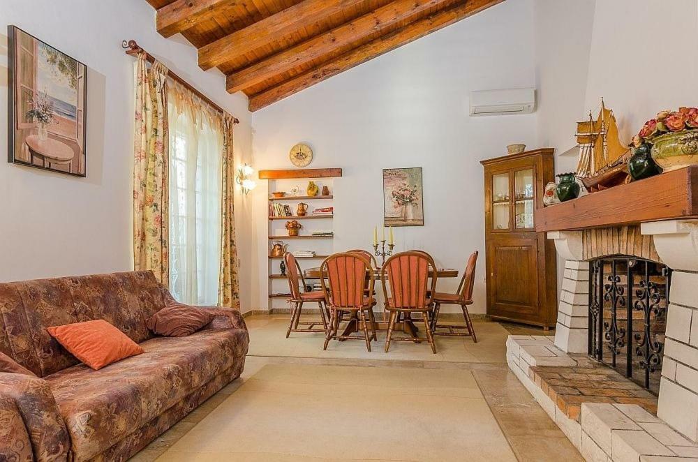 Holiday Home Marko - 70M From Sea Orebić Exteriör bild